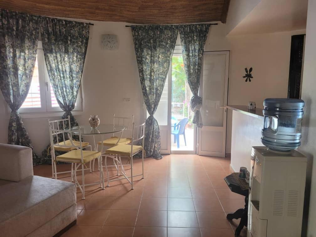 Villa Bord De Mer Avec Piscine Sali Tap Luaran gambar