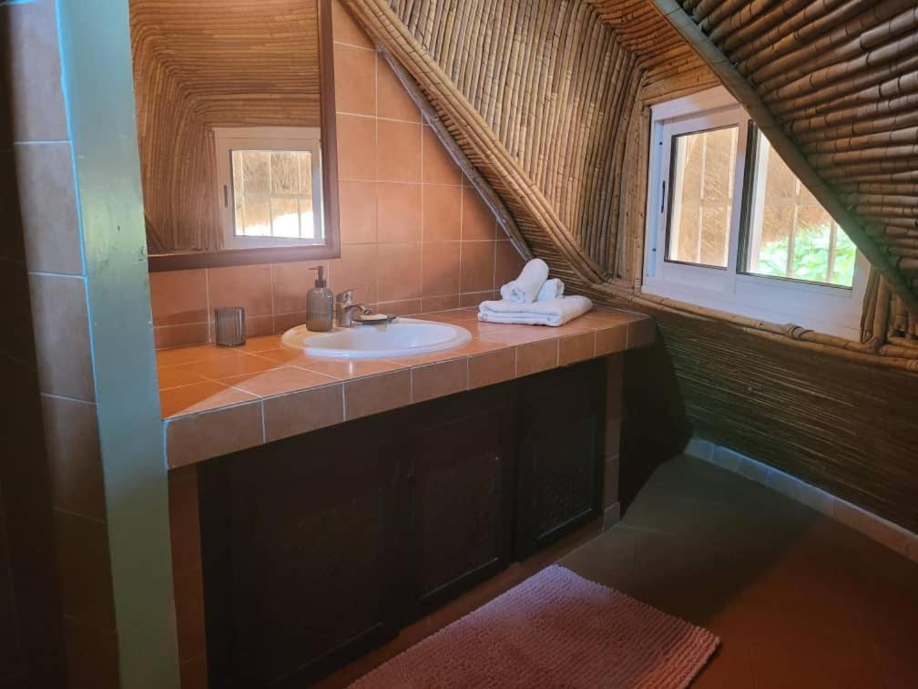 Villa Bord De Mer Avec Piscine Sali Tap Luaran gambar