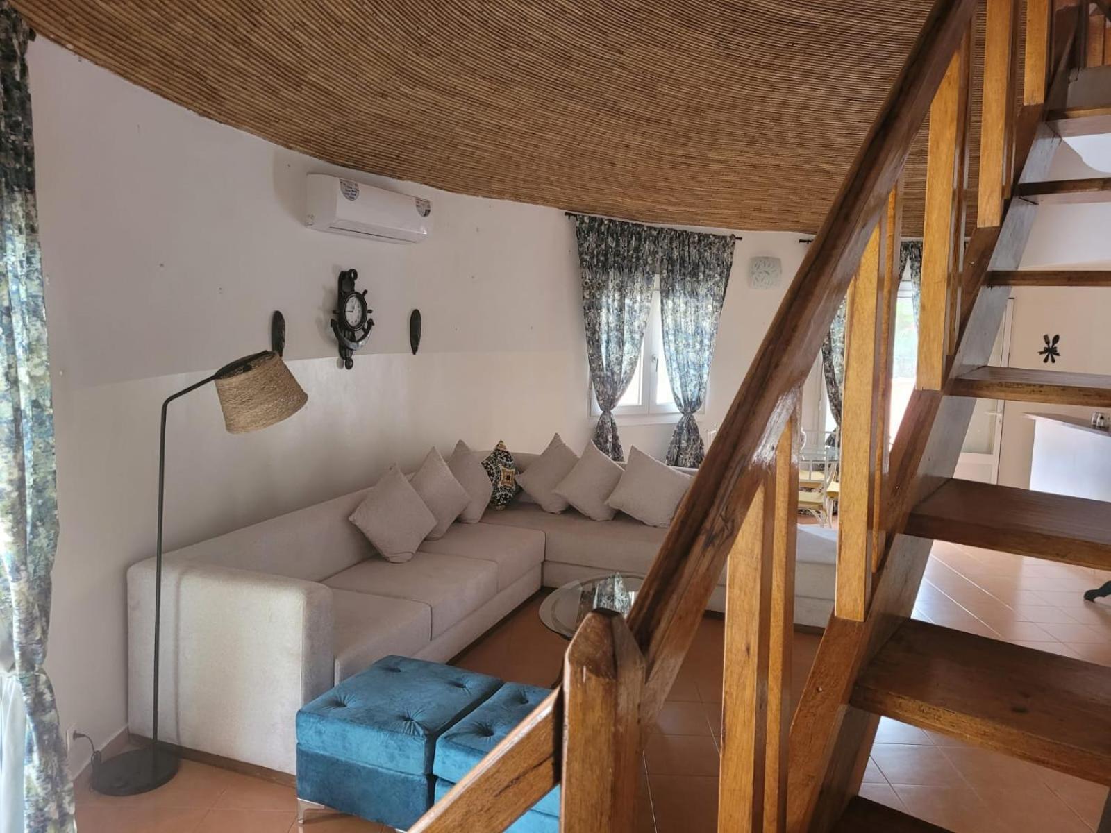 Villa Bord De Mer Avec Piscine Sali Tap Luaran gambar